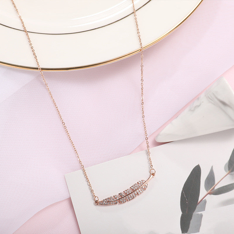 European And American Fashion Accessories Feather Necklace